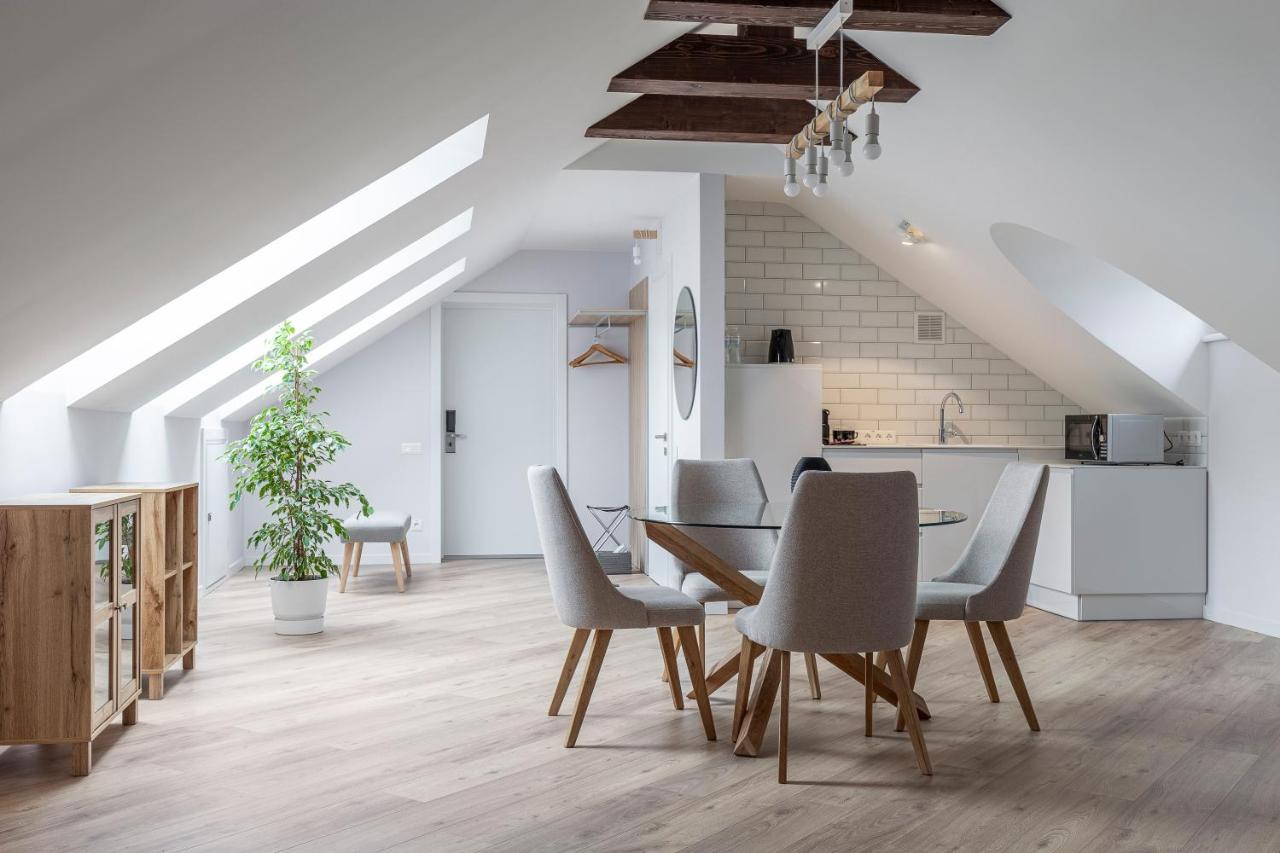 קייב Kontrakt Boutique Hotel מראה חיצוני תמונה