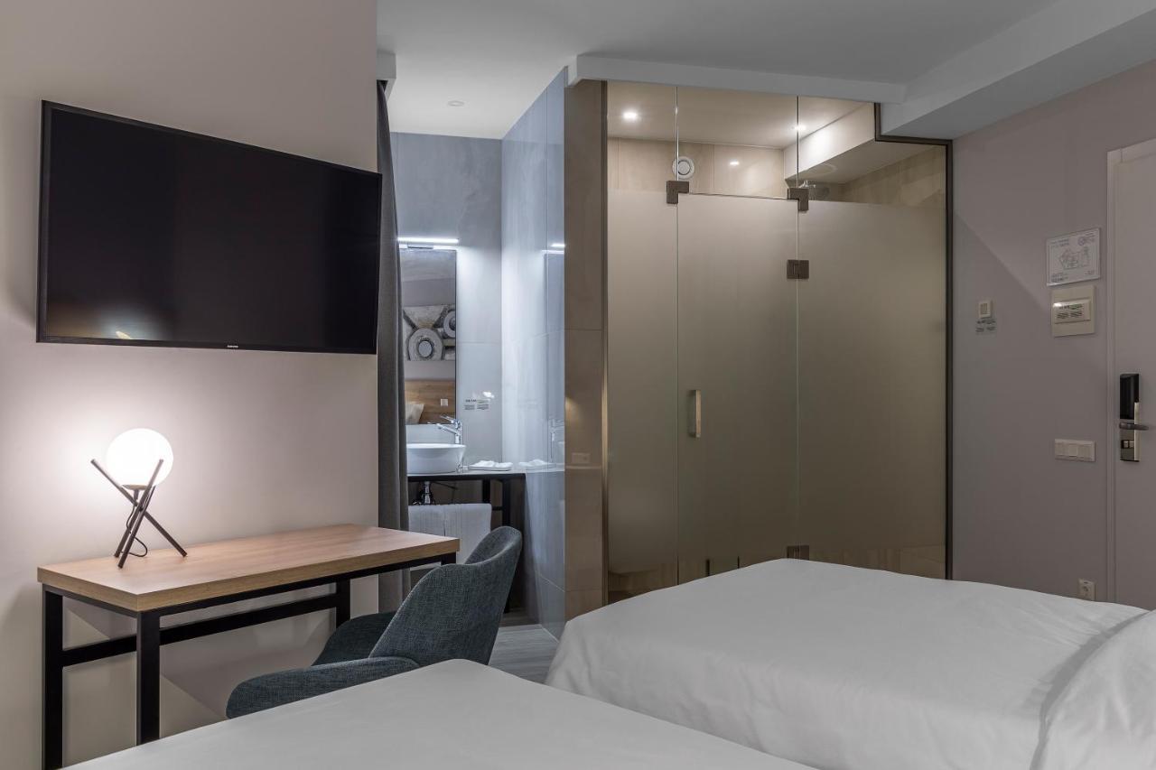 קייב Kontrakt Boutique Hotel מראה חיצוני תמונה