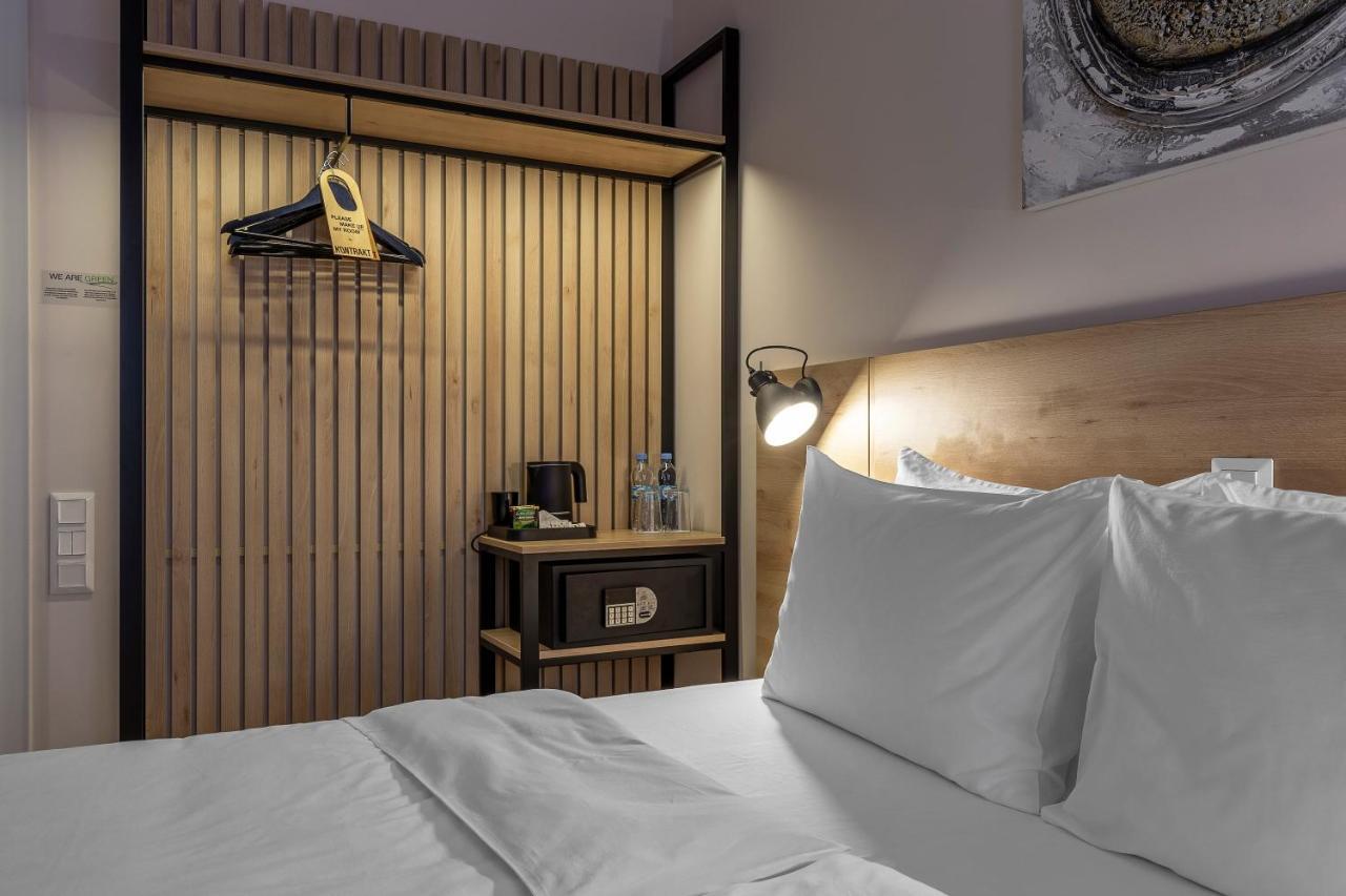 קייב Kontrakt Boutique Hotel מראה חיצוני תמונה