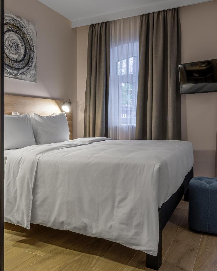 קייב Kontrakt Boutique Hotel מראה חיצוני תמונה