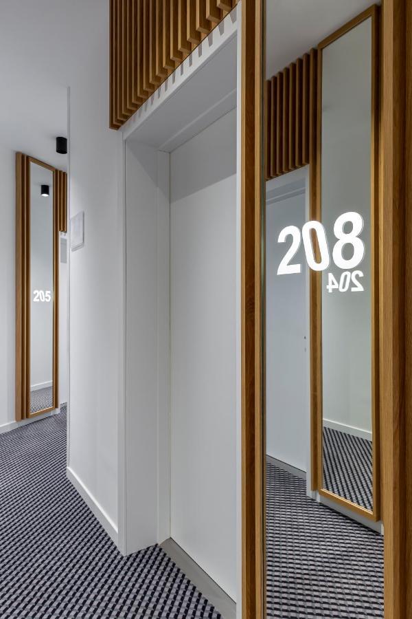 קייב Kontrakt Boutique Hotel מראה חיצוני תמונה