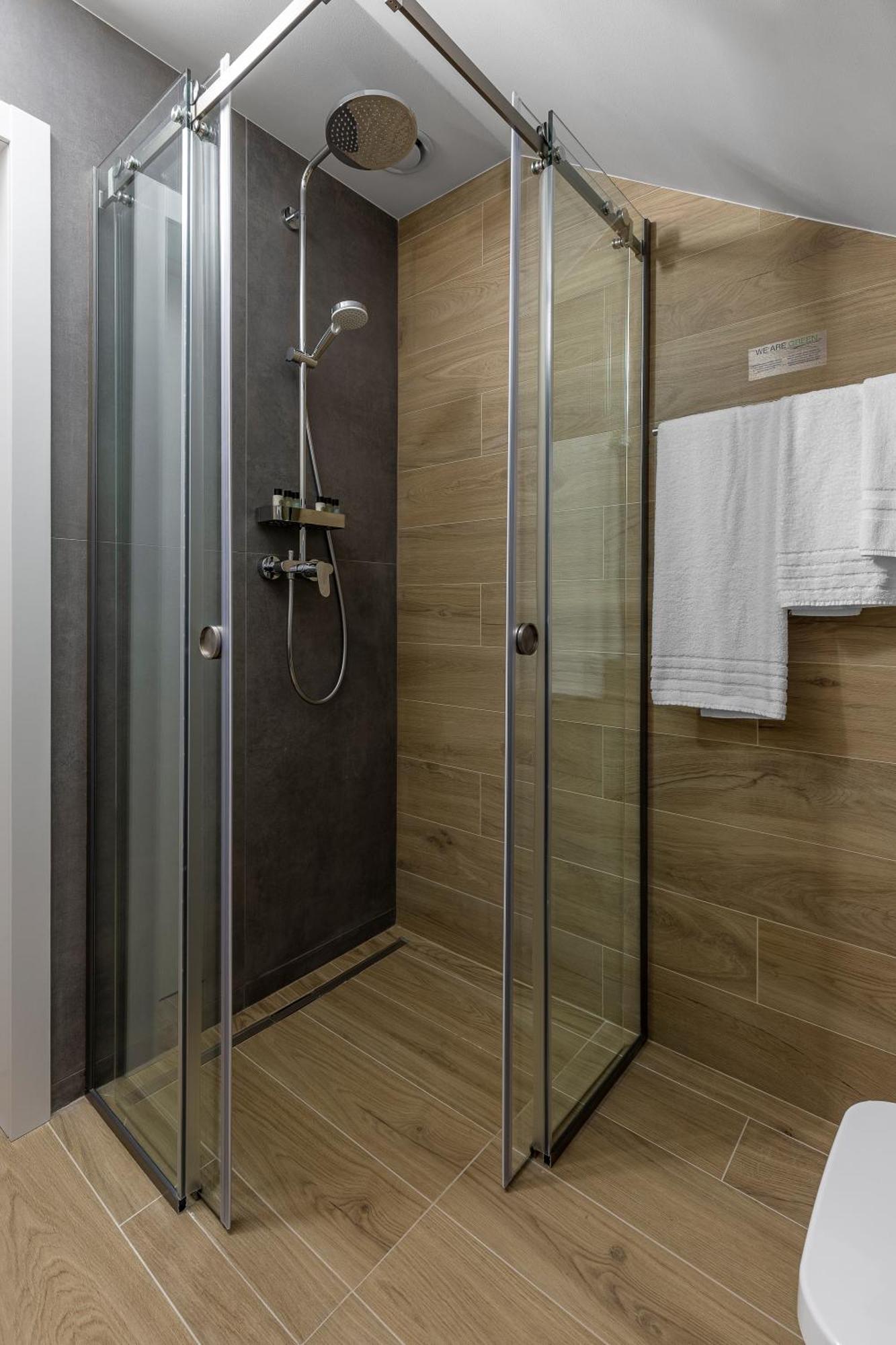 קייב Kontrakt Boutique Hotel חדר תמונה
